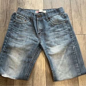 Vintage Low Waisted Levi 514 Straight Jeans